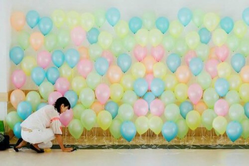 Balões coloridos de festa de aniversário infantil