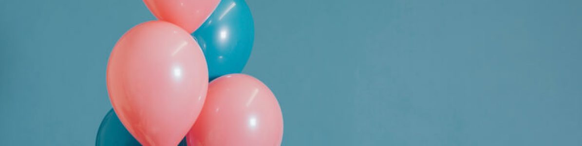 Decoração de festa infantil simples com balões