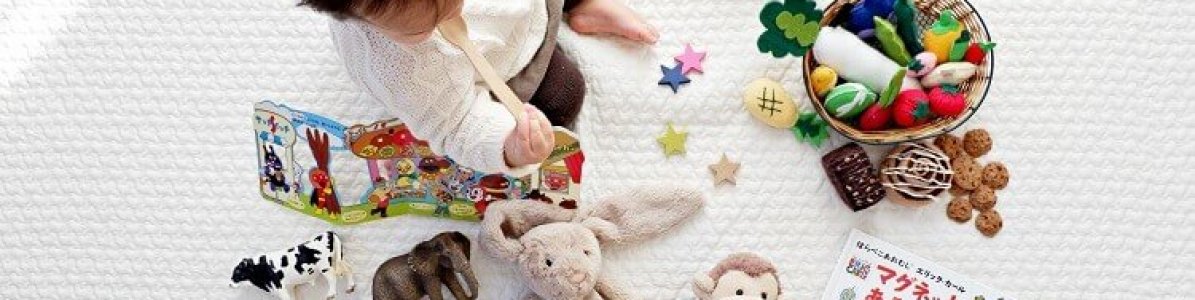 Brinquedo de bebê: saiba como e por que limpar frequentemente